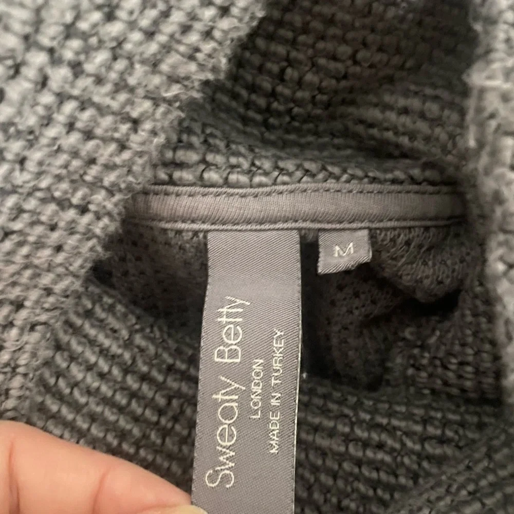SWEATY BETTY Restful Boucle Grey Funnel Neck Sweatshirt Comfort Size Medium